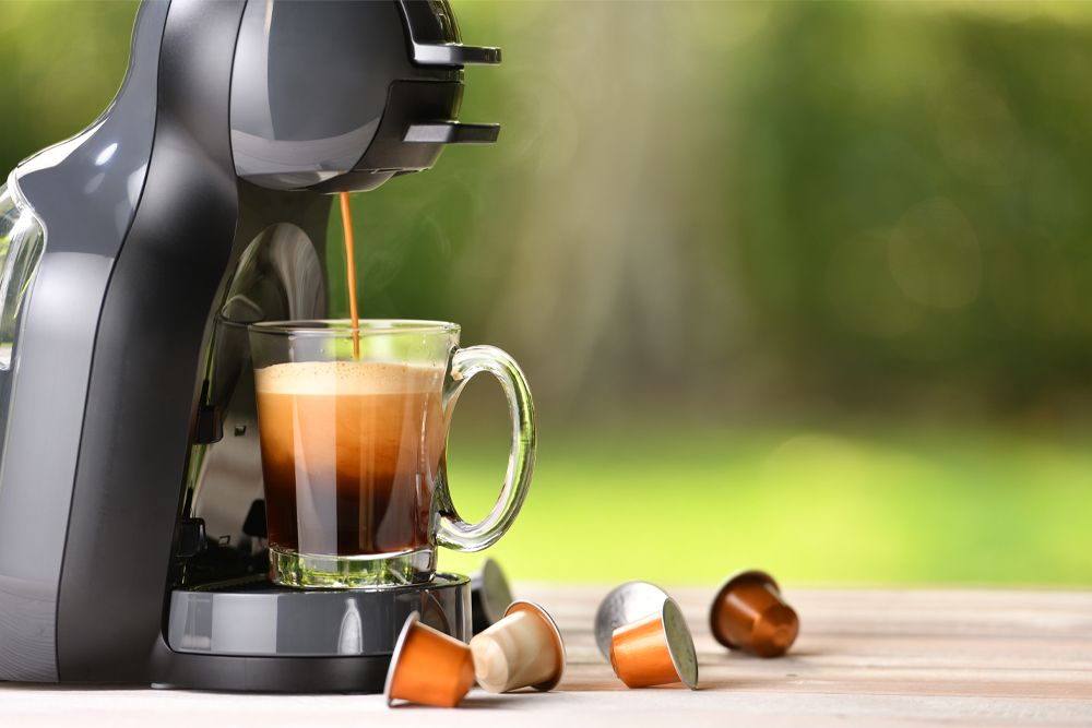 Cafetera Dolce Gusto Moulinex Ndg Piccolo Xs Color Negra