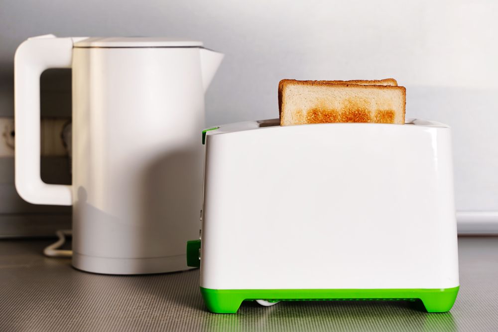 THINGS TO BE CONSIDERED WHILE BUYING A BREAD TOASTER