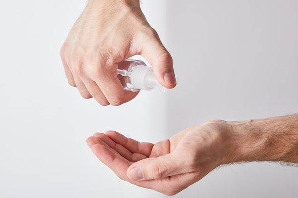 THINGS TO BE REMEMBERED WHILE BUYING HAND SANITIZER